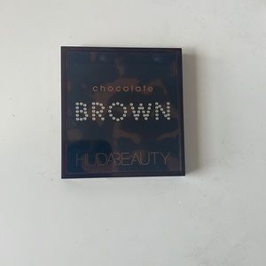 Barely used Huda Beauty Chocolate Brown Palette